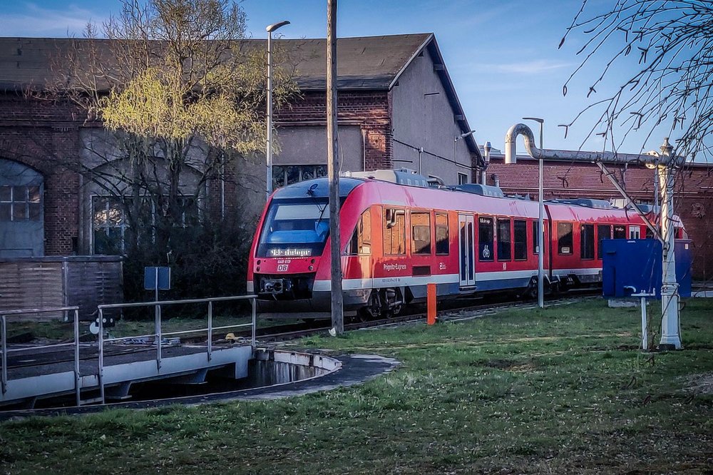 Regionalbahn auf dem Rangiergleis